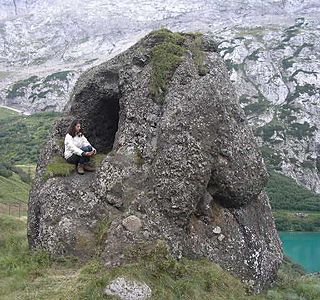 rocher rappelant une forme à expliquer,attention les photos ayant déjà participées ne sont pas admises