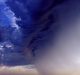 Nuages... sous toutes ses formes...