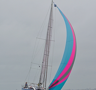 Sous spi dans la brise