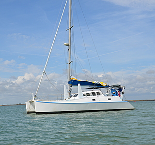 Catana 38