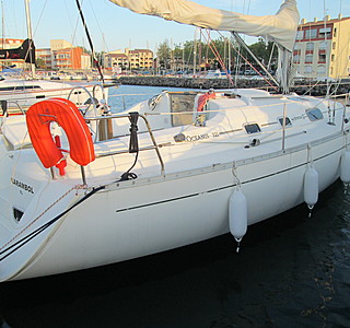 Oceanis 321